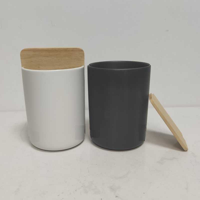 Wholesale  round with wooden divided ceramic stoneware utensil holder